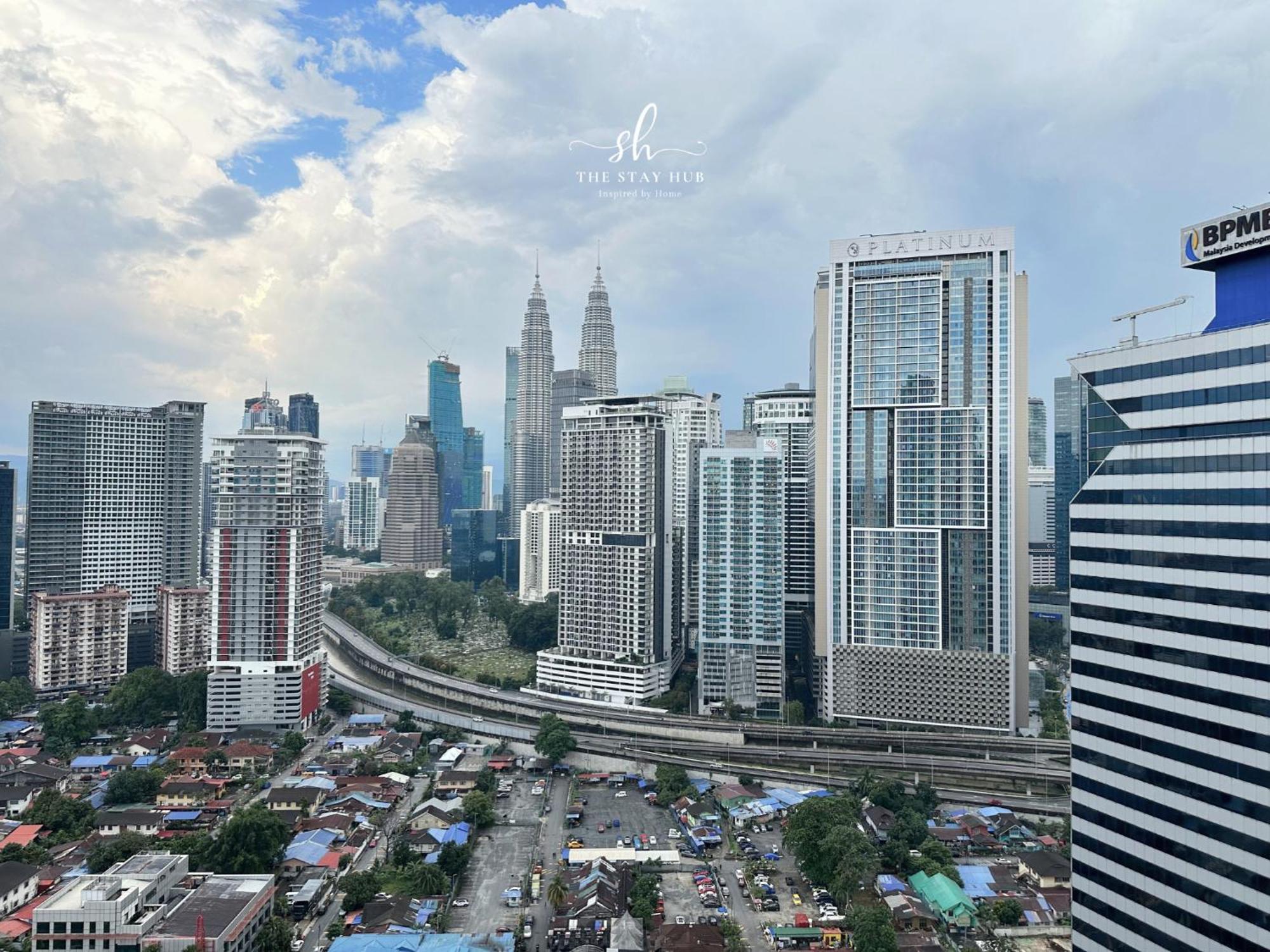 The Luxe Klcc View Sky Pool Apartment Kuala Lumpur Exterior foto